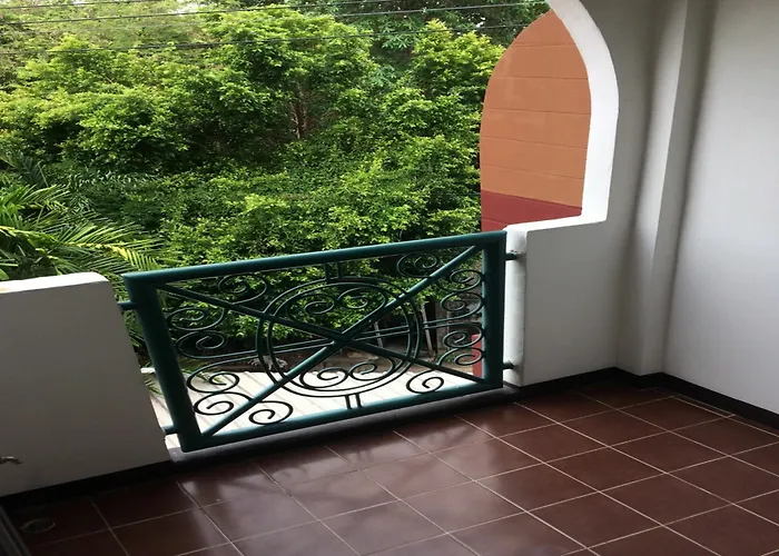 Baan Khun Mae 2* Bangkok