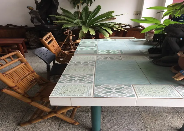 Hotel Baan Khun Mae Bangkok