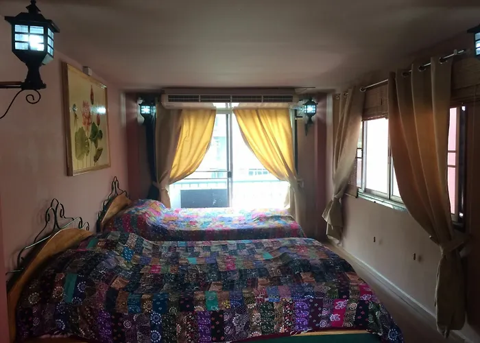 Baan Khun Mae 2* Bangkok
