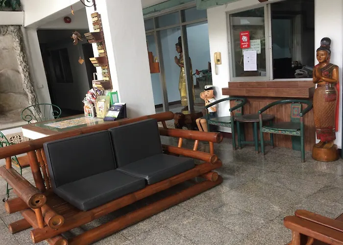 Hotel Baan Khun Mae Bangkok